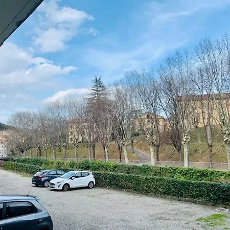 Pour Cure Avec Balcon, Parking Et Wifi A 2 Pas Des Thermes D'amelie-les-bains. - Fr-1-703-19 Apartment