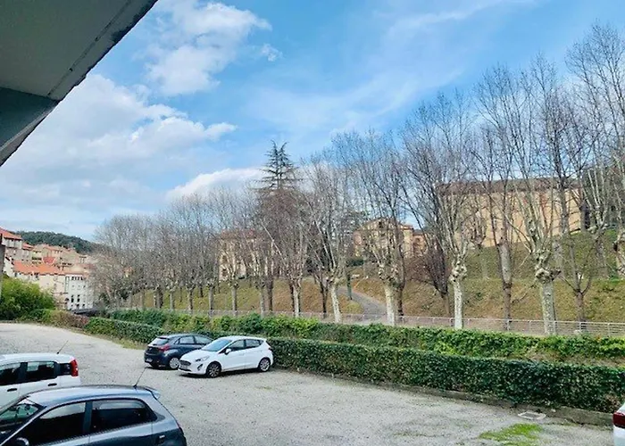 Pour Cure Avec Balcon, Parking Et Wifi A 2 Pas Des Thermes D'amelie-les-bains. - Fr-1-703-19 Lägenhet